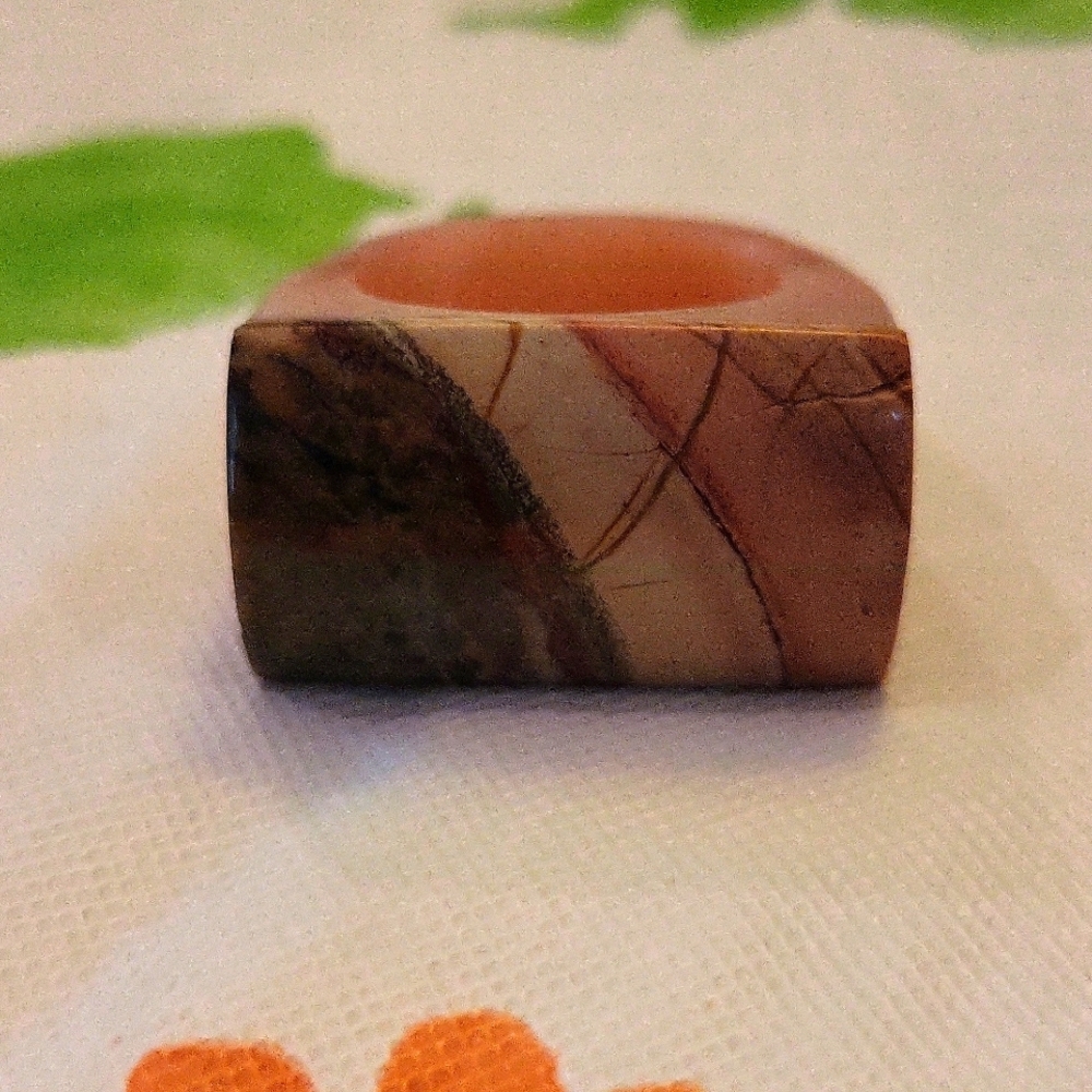 Size 10 Agate Ring